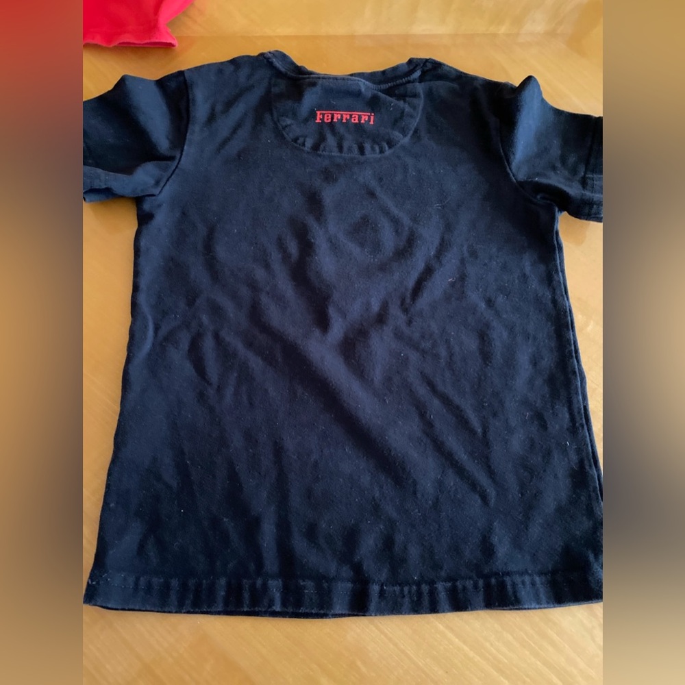 Ferrari Boys set of 2 T-shirts with iconic Horse and Ferrari name, size 5 - Picture 7 of 7